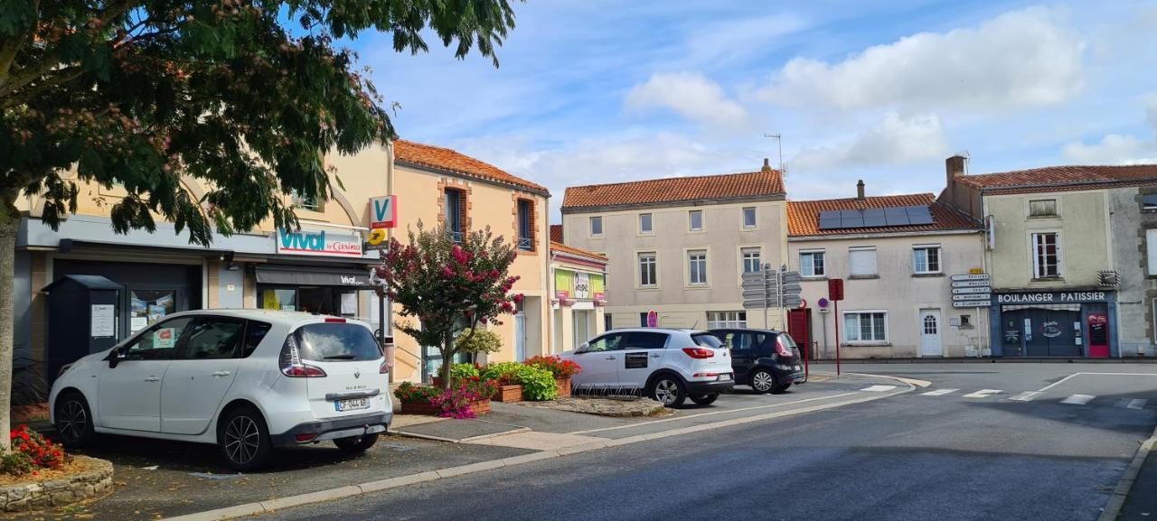 La Maison D'eglantine, 6 Min Du Puy Du Fou, 4 8 Couchages à St Malo-du-bois, * Saint-Malo-du-Bois