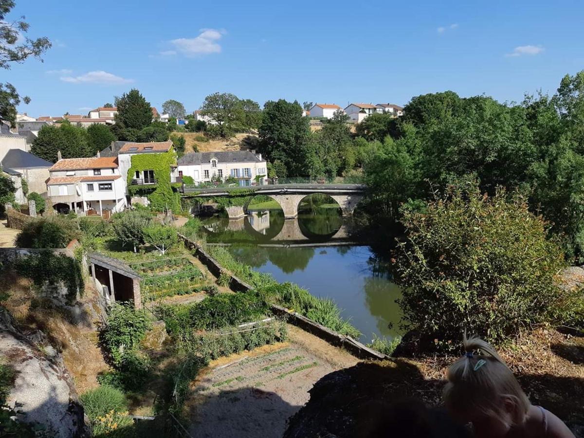 La Maison D'eglantine, 6 Min Du Puy Du Fou, 4 8 Couchages à St Malo-du-bois, Hébergement de vacances